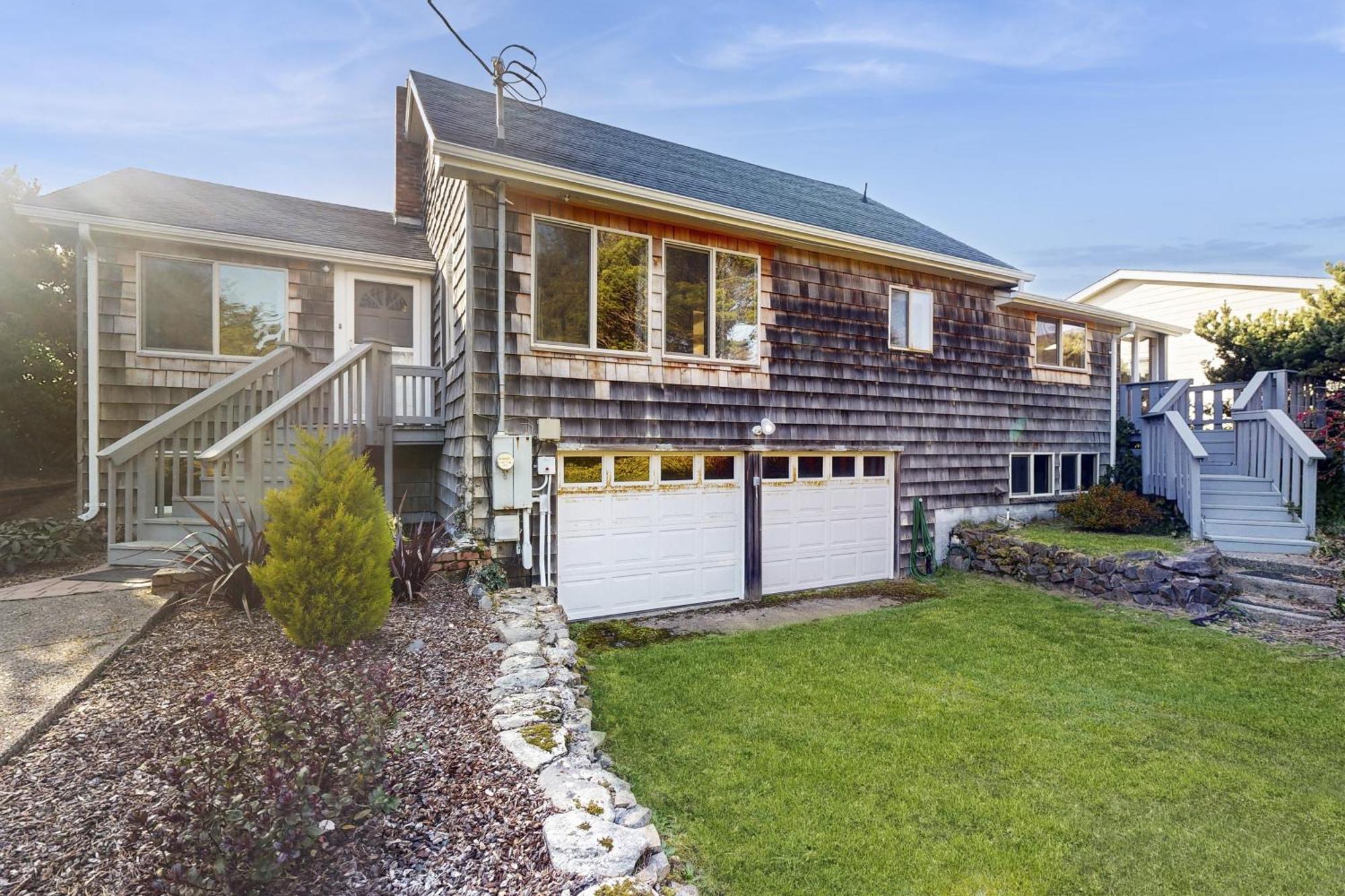 Seadrifter Oceanfront Beach House Seal Rock Exterior photo